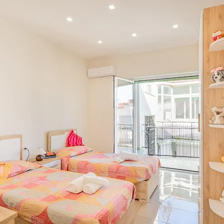 Bright Private Parking - Happy Appartamento